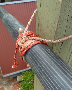 Unsticking mast