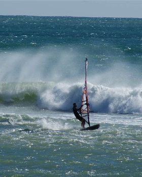 Rocket rides offshore  Gero firing