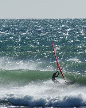 Rocket rides offshore  Gero firing