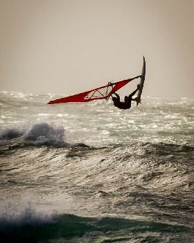 Northern beaches Wavesailing