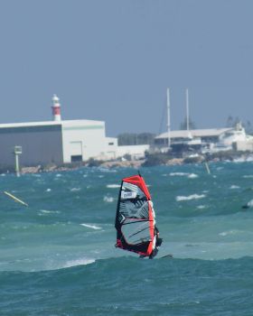 Geraldton onshore 17 July 13