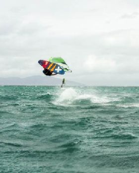 no waves on the reef