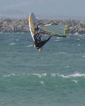DSC00563willsjumpcropped