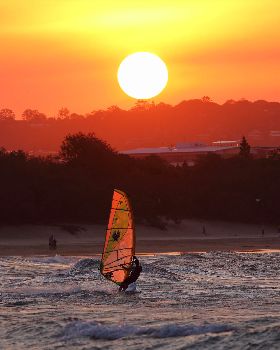 sunset me round