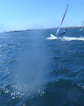 Photos of random people windsurfing 9/Feb or 21/Jan