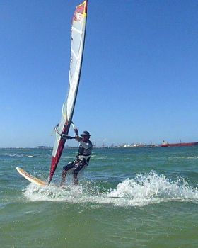 Photos of random people windsurfing 9/Feb or 21/Jan