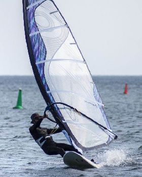 Yuki on a light Easterly