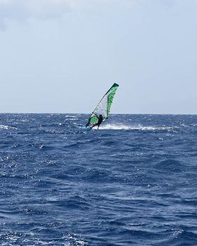 pulau tabuhan windsurfing