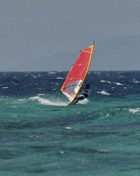 WINDSURFING AT TABUHAN ISLAND