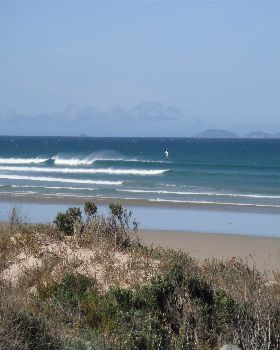 30 Aug Waves