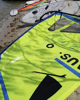 Windsurfer One Design racing