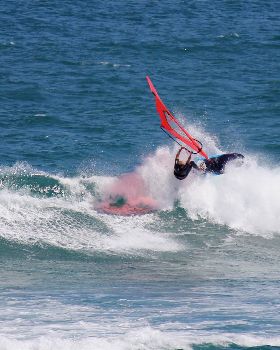 Tom Cohen smacking it