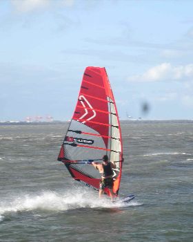 ManlywindsurfFeb 026c