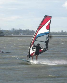 ManlywindsurfFeb 029c