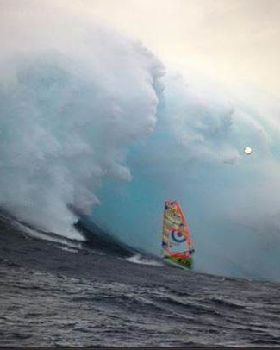Windsurfing