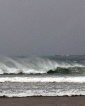 Day St, front hitting...