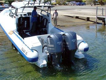 Twin Yamaha V8's Deliver Twin B.O.T.Y Awards - Power Boats News