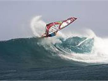 The Cabo Verde PWA World Cup - Day 4 - Windsurfing News