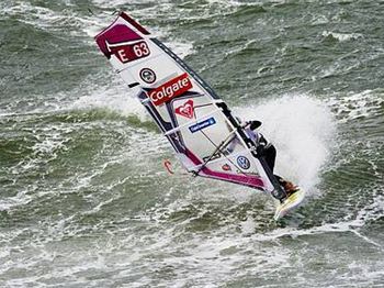 Moreno's Hang With Hawk - Daida and Iballa brush shoulders with the rest of the  - Windsurfing News