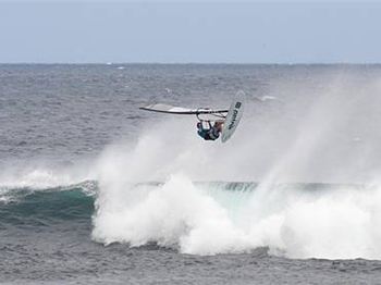 Bruch To Ride PD - Top PWA wave sailor - Windsurfing News