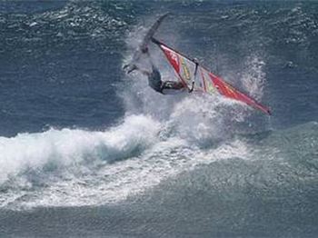 In Progress - Frenchman Jules Denel caught on camera in Gran Canaria - Windsurfing News