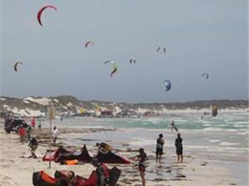 Kitestock kicks off today, despite the forecasts - Kitesurfing News