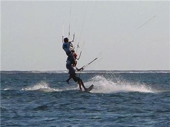 Messing around with a kite surfboard, the KSP One Eye Pro - Kitesurfing News